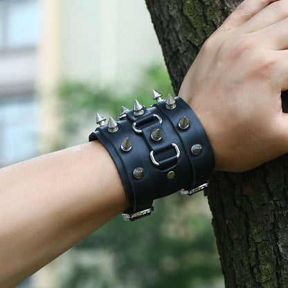 Bracelet en cuir véritable punk non-conventionnel et exagéré