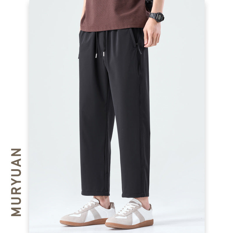 Pantalon homme léger à neuf empiècements et extensibilité quadridirectionnelle